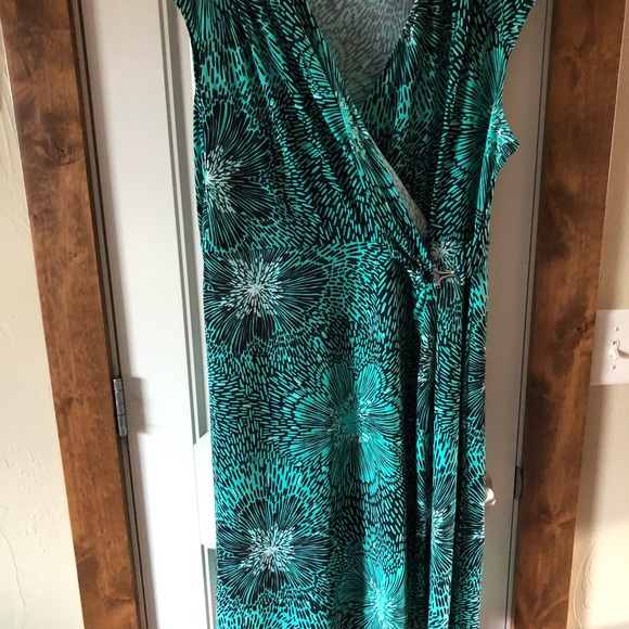 Apt. 9 Dresses & Skirts - APT. 9 Faux Wrap Dress - Size 1X - Teal & Black